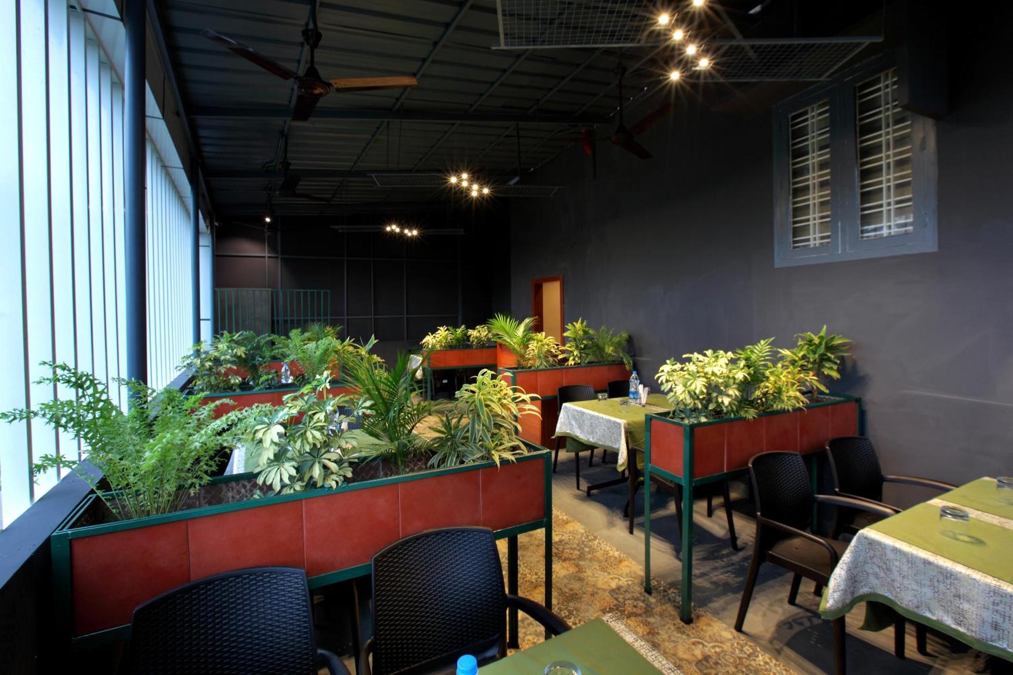 Park Residency Koothattukulam Kuttāttukulam Exteriér fotografie